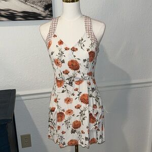 Kimchi Blue Floral Dress - White and Orange floral with pockets
